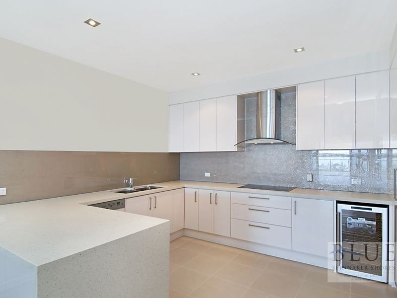 Waterfront Place, Sandstone Point QLD 4511