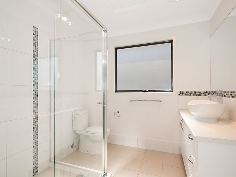 1/40 Depper Street, St Lucia QLD 4067