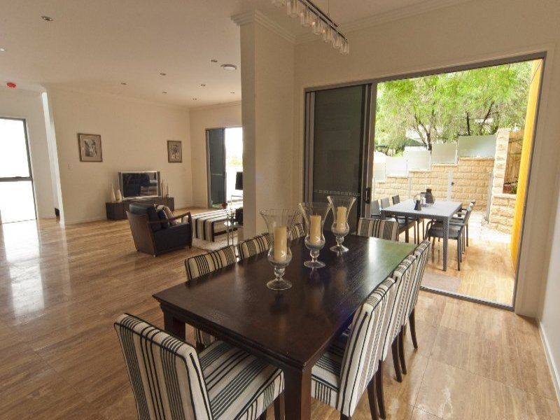 6 Sankey Street, Highgate Hill QLD 4101
