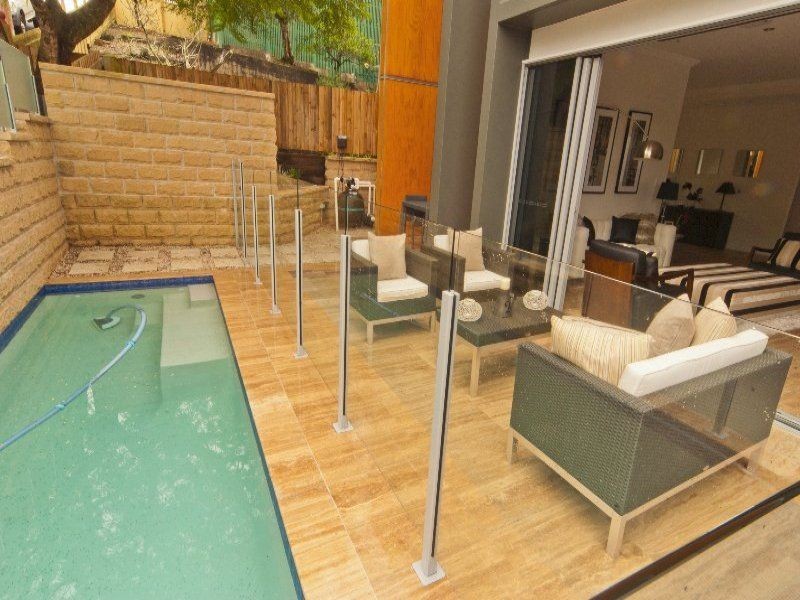 6 Sankey Street, Highgate Hill QLD 4101
