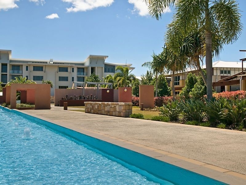 21/Waterfront Place, Sandstone Point QLD 4511