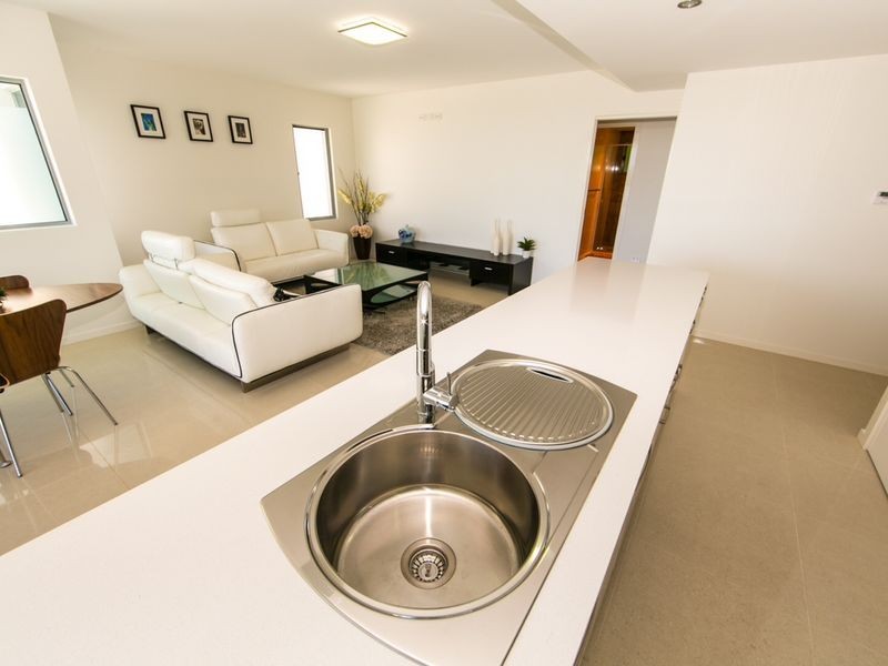 1/26 Ryans Road, St Lucia QLD 4067