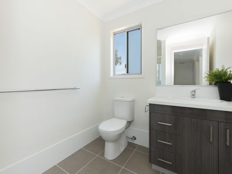 1 EAST STREET, Kingston QLD 4114
