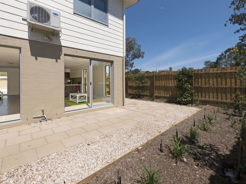 1 EAST STREET, Kingston QLD 4114