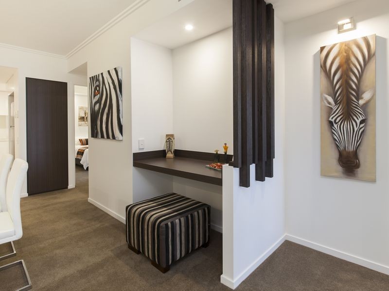 25 VINCENT STREET, Indooroopilly QLD 4068