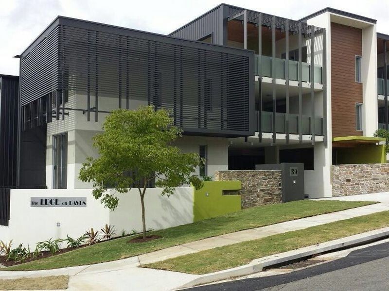 39 Depper Street, St Lucia QLD 4067