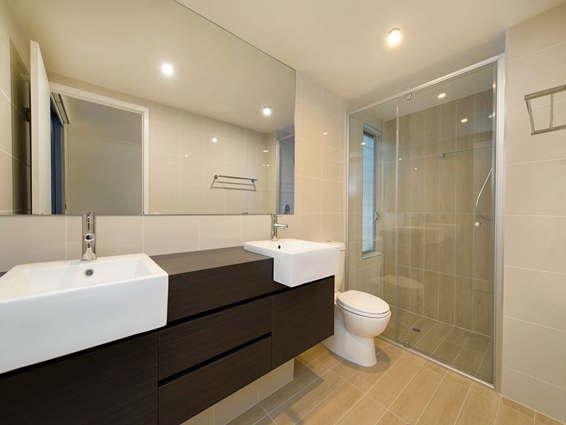 39 Depper Street, St Lucia QLD 4067