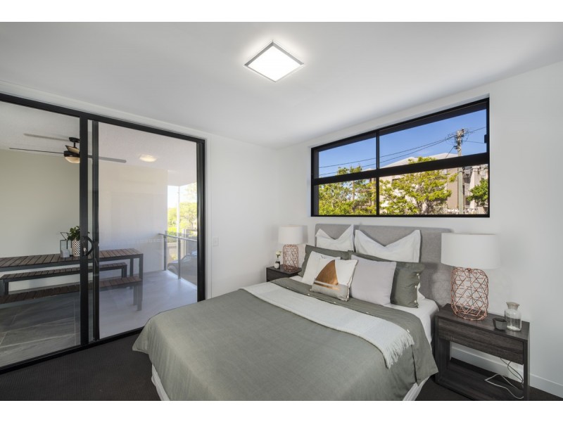 2/117 Indooroopilly Road, Taringa QLD 4068