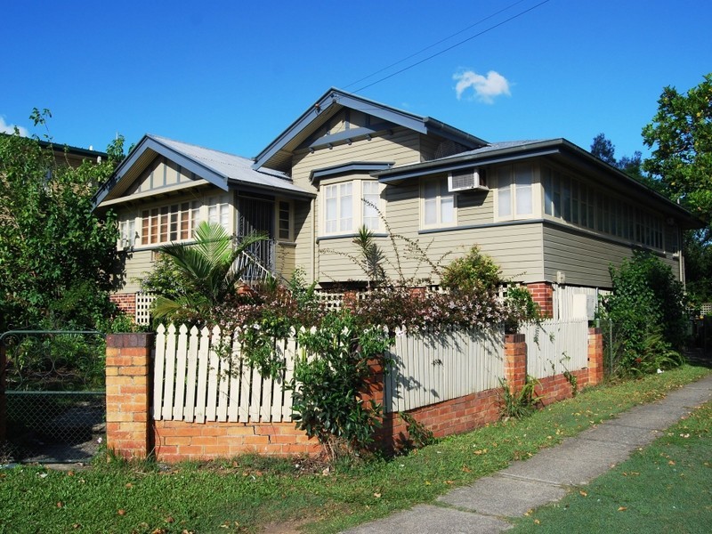 4 Noble Street (899 Sandgate Road), Clayfield QLD 4011