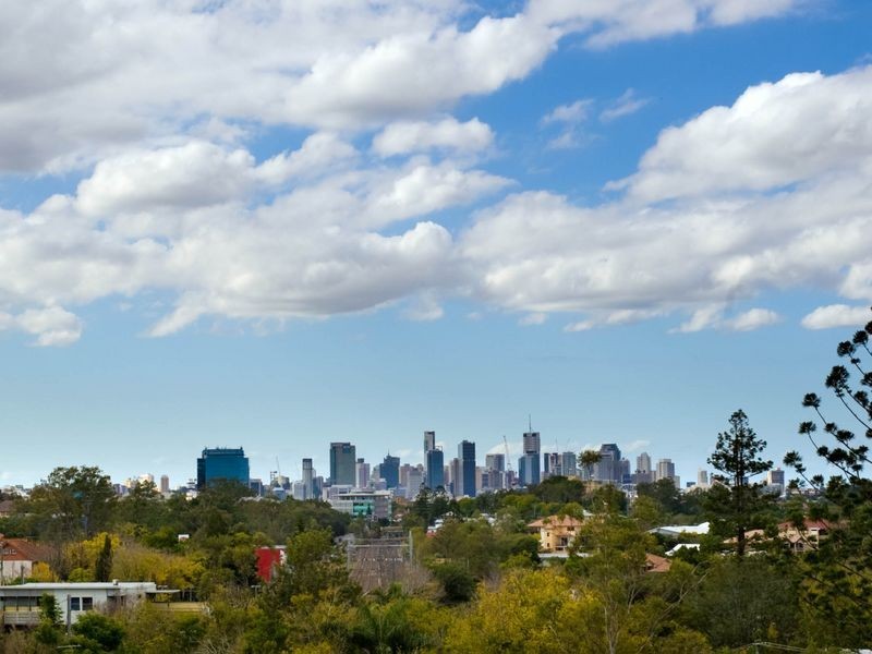 12 Kings Road, Taringa QLD 4068