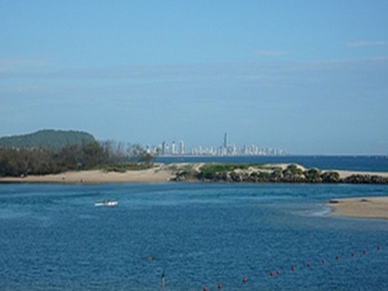 1 & 2/14 Sarawak Avenue, Palm Beach QLD 4221