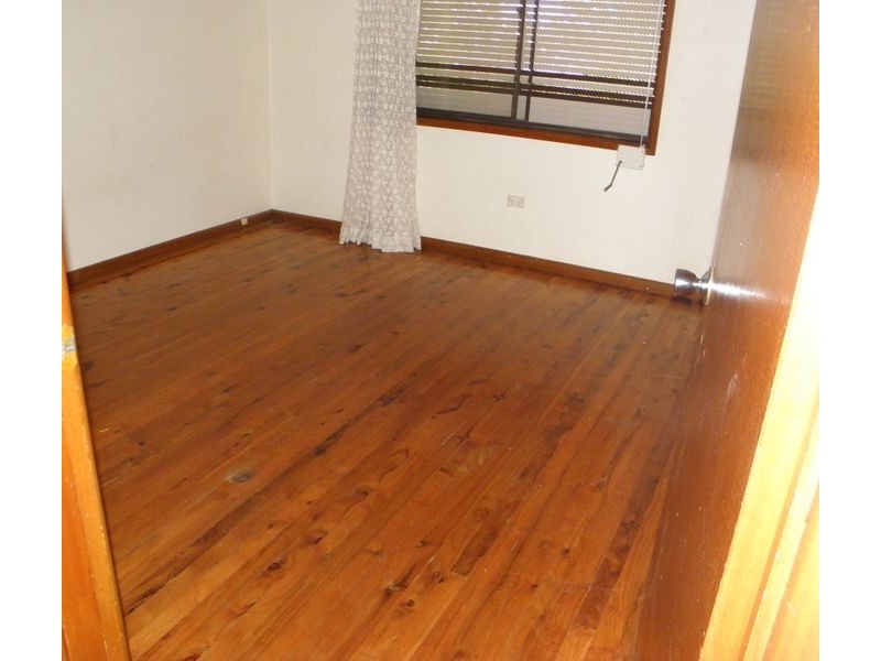 95 Gurner Ave, Austral NSW 2179