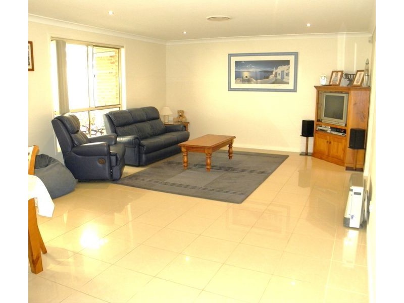 West Hoxton NSW 2171