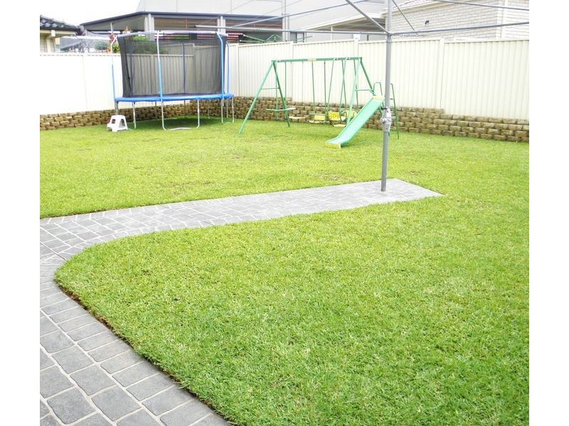 West Hoxton NSW 2171