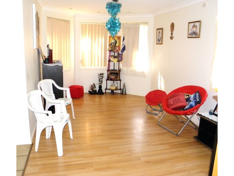 Hoxton Park NSW 2171