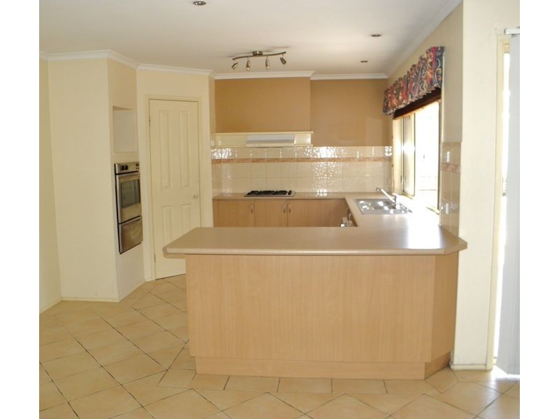 West Hoxton NSW 2171