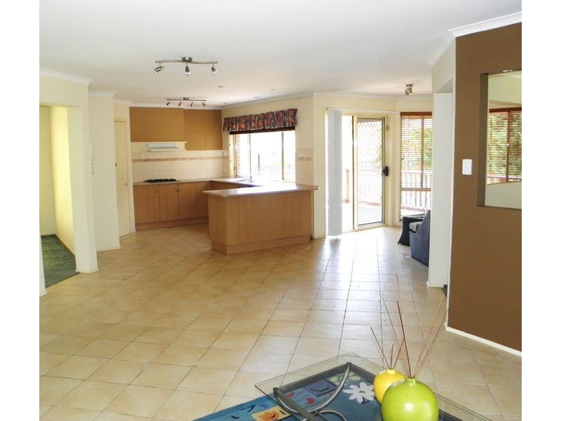 West Hoxton NSW 2171