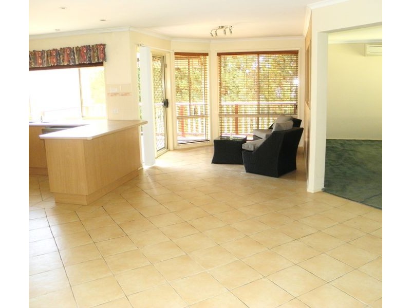 West Hoxton NSW 2171