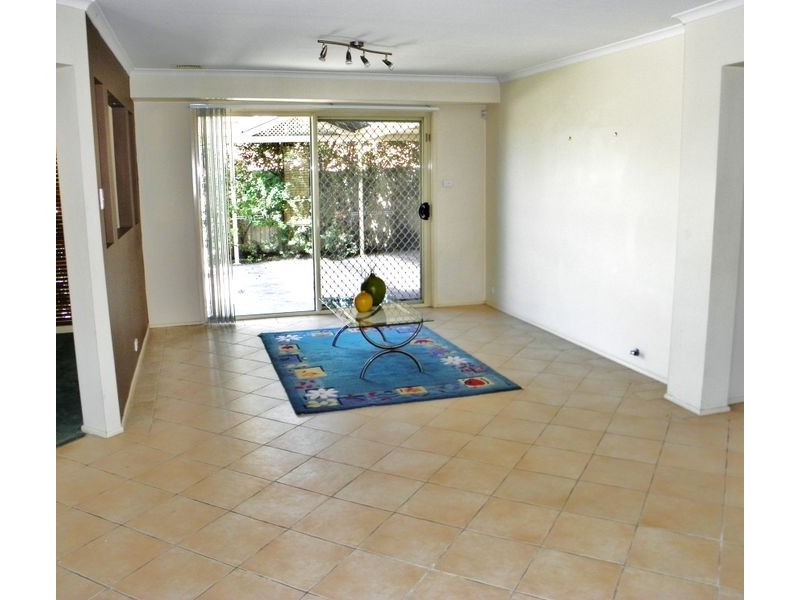 West Hoxton NSW 2171