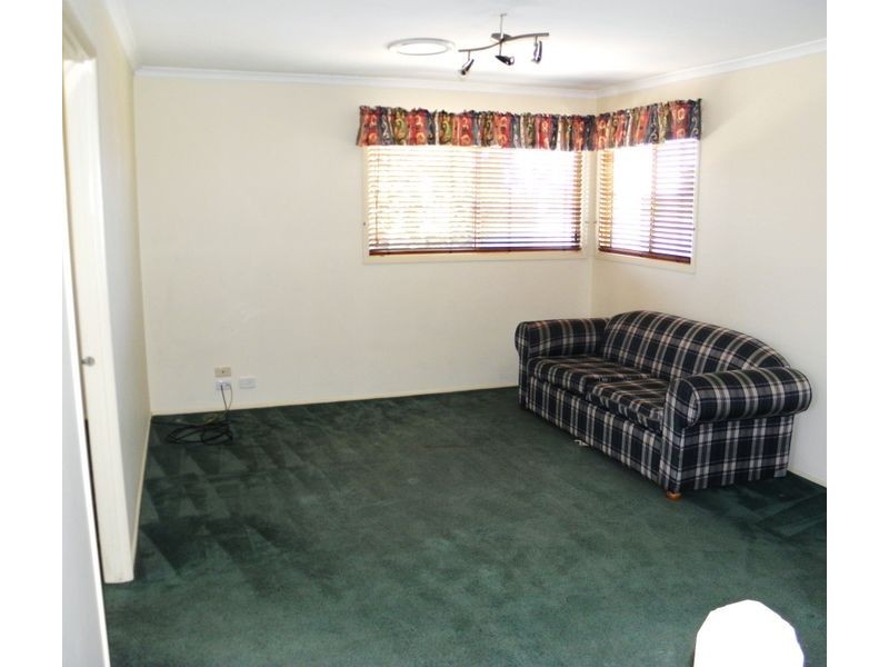 West Hoxton NSW 2171