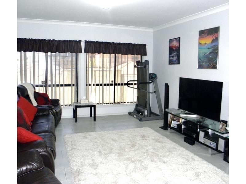 West Hoxton NSW 2171