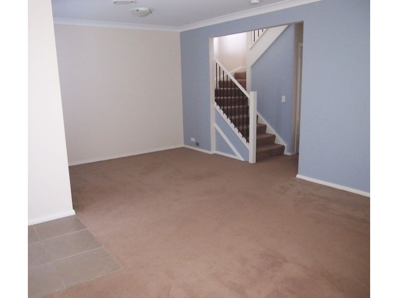 48 Truscott Ave, Middleton Grange NSW 2171