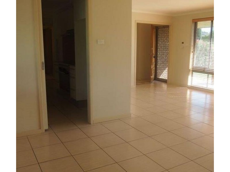 6 Hornet Place, Raby NSW 2566