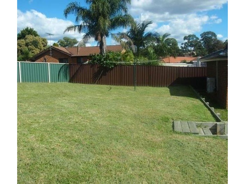 6 Hornet Place, Raby NSW 2566