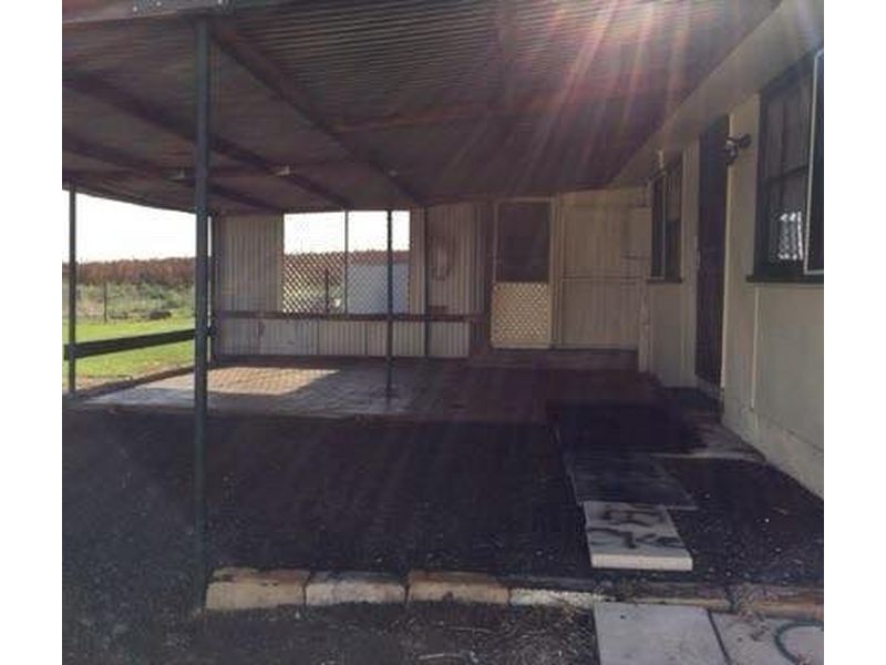 2/60 Woolgen Park Road, Leppington NSW 2179