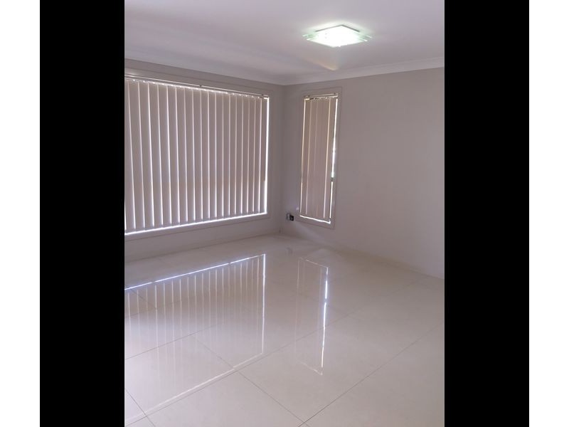 10 Dorset Street, Spring Farm NSW 2570