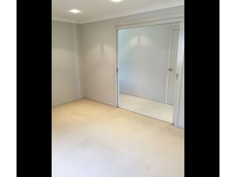 10 Dorset Street, Spring Farm NSW 2570