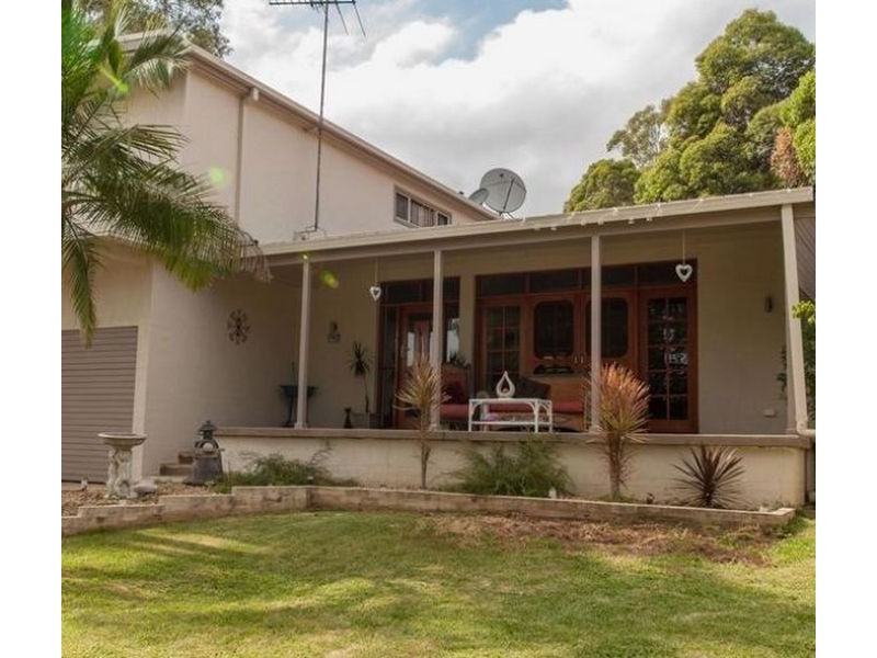 18 Godfrey Avenue, West Hoxton NSW 2171
