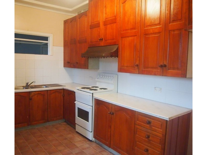 15 May Ave, Rossmore NSW 2557