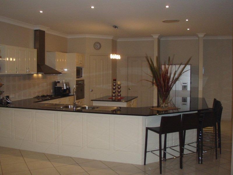 West Hoxton NSW 2171