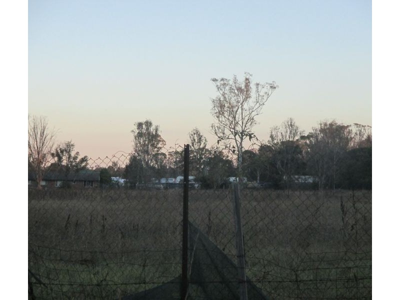 240 Gurner Ave, Austral NSW 2179
