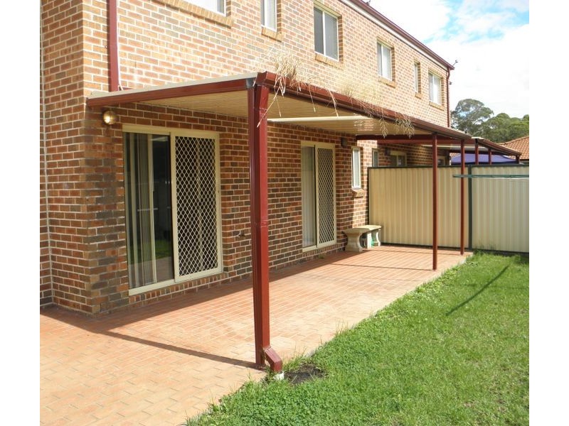 4/7 Altair Place, Hinchinbrook NSW 2168