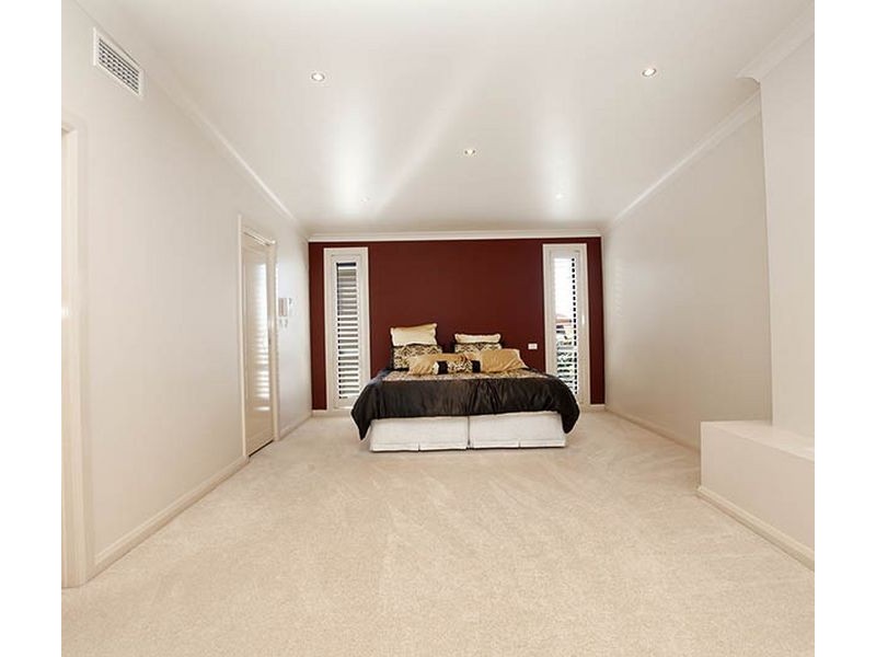 West Hoxton NSW 2171