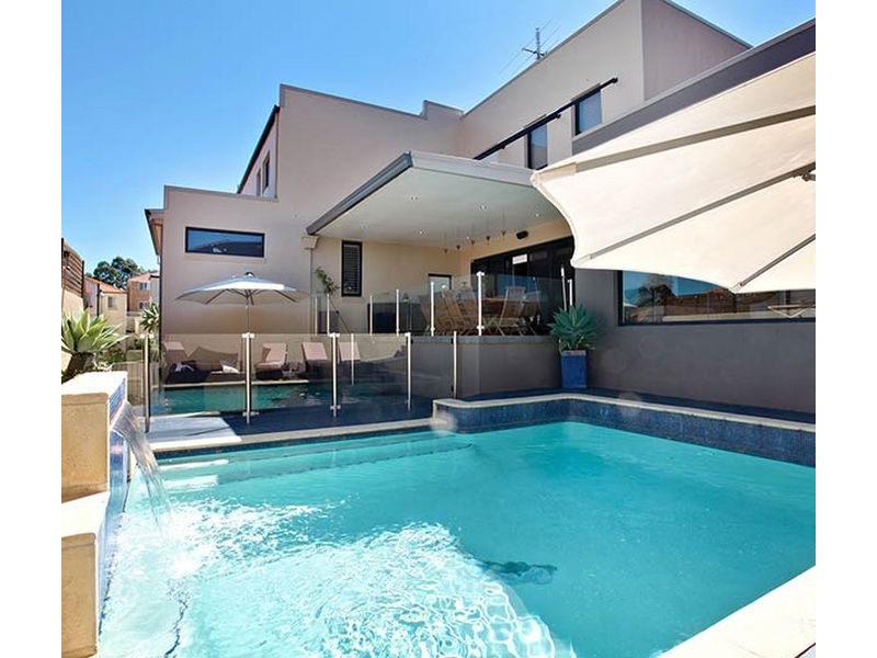 West Hoxton NSW 2171