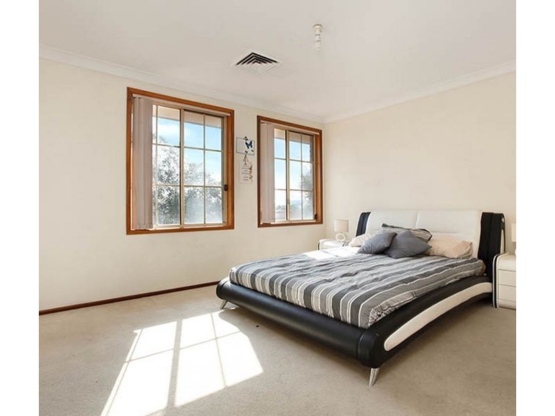 Hoxton Park NSW 2171