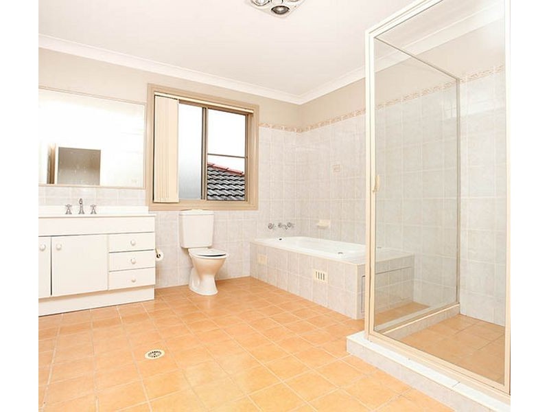 West Hoxton NSW 2171