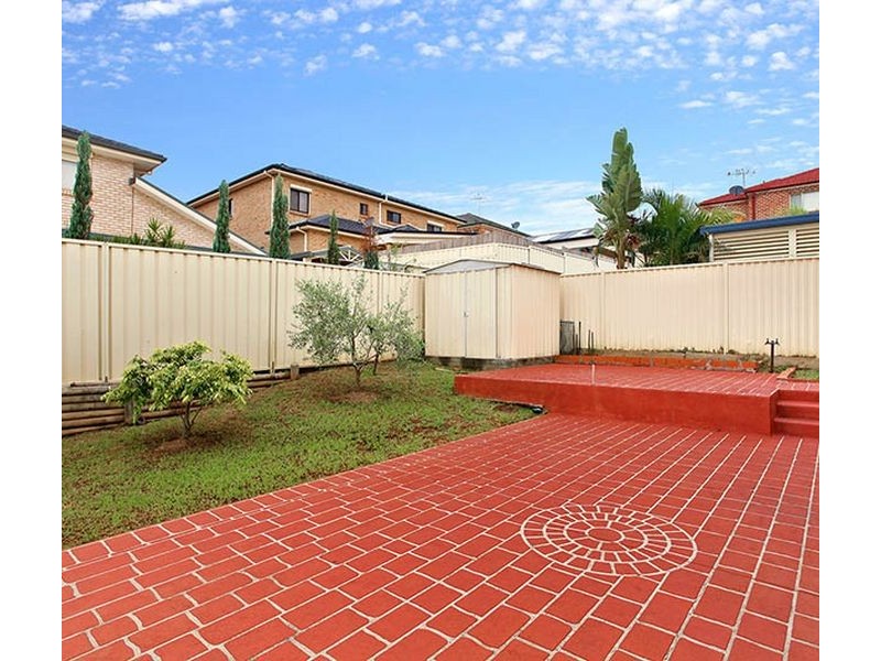 West Hoxton NSW 2171