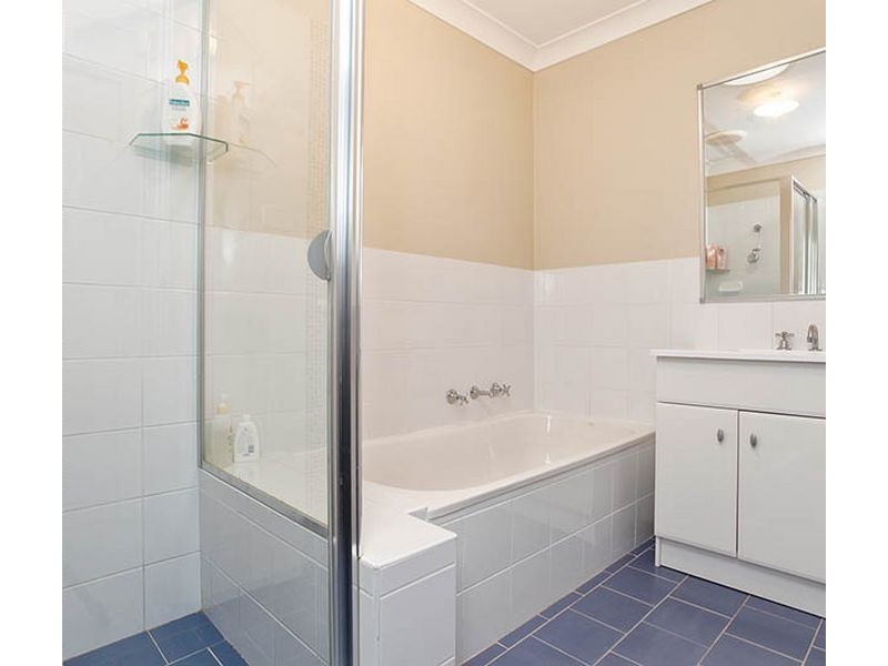 West Hoxton NSW 2171