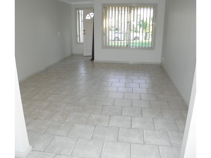 Hoxton Park NSW 2171