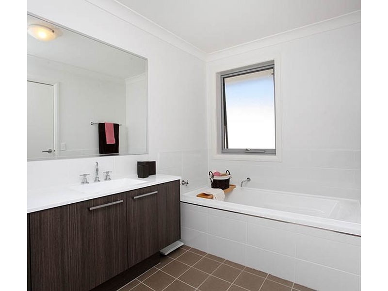 Middleton Grange NSW 2171