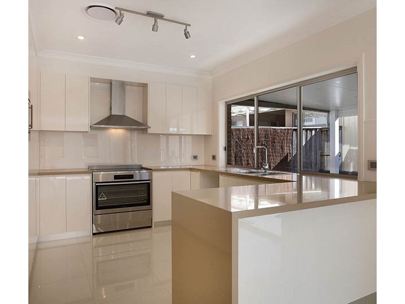 West Hoxton NSW 2171