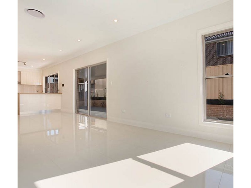 West Hoxton NSW 2171