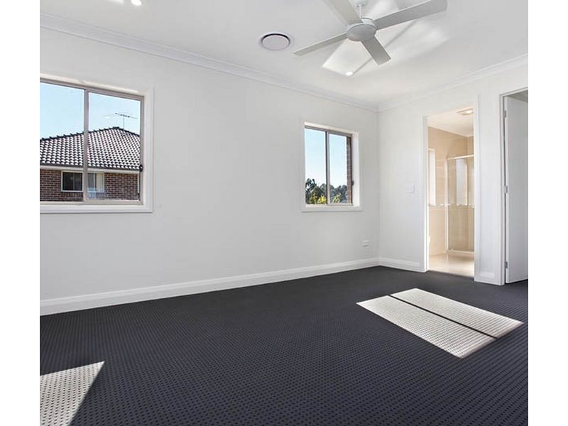 West Hoxton NSW 2171