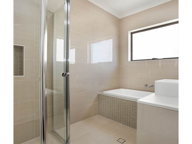 West Hoxton NSW 2171