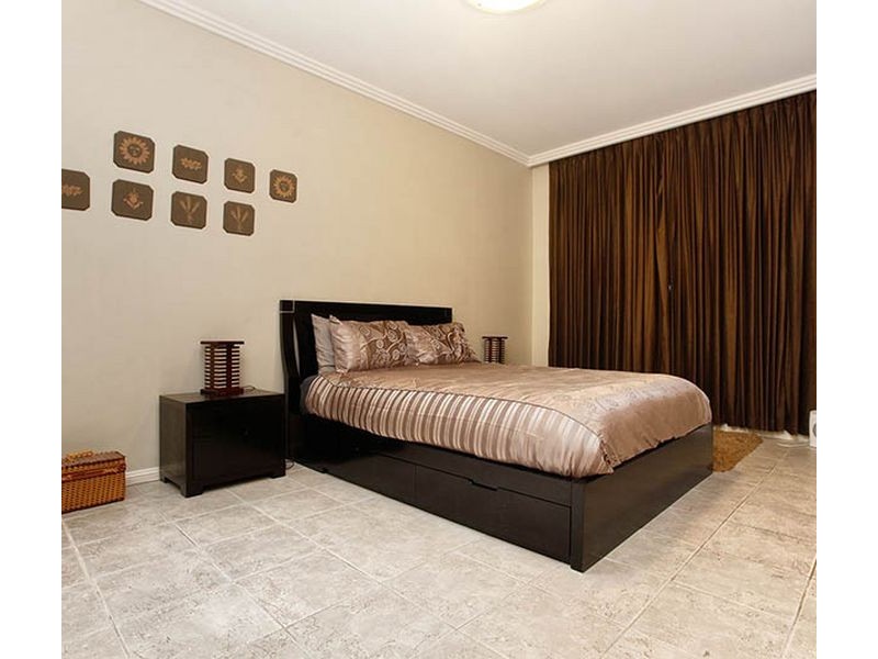 West Hoxton NSW 2171