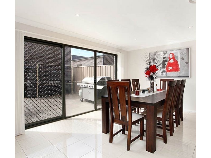 Middleton Grange NSW 2171